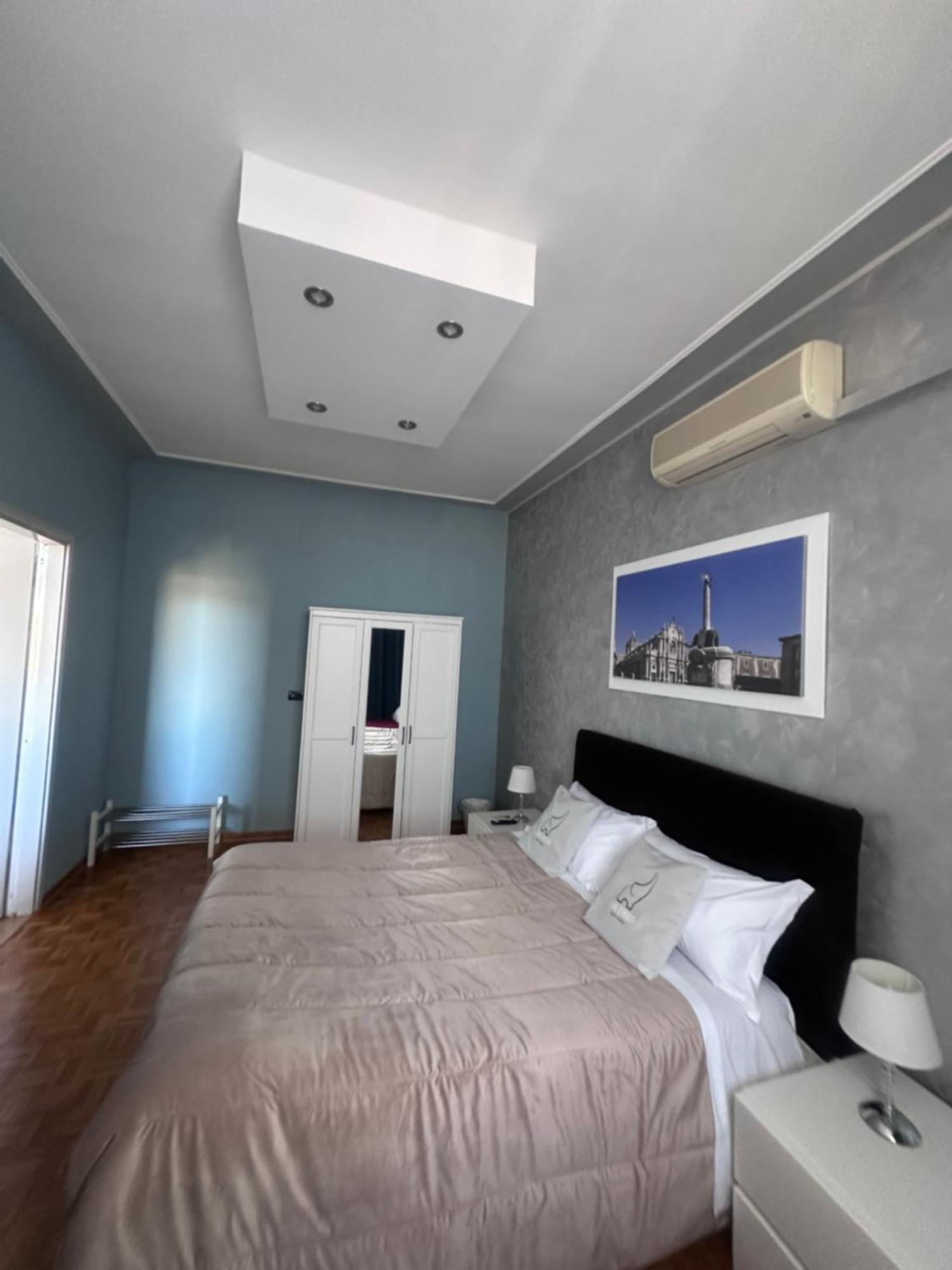 קטאניה Alta Dimora B&B Suites חדר תמונה